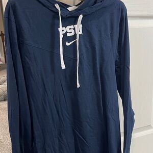 Nike Navy Blue Long Sleeve Hoodie t-shirt with Penn State logo center of neck